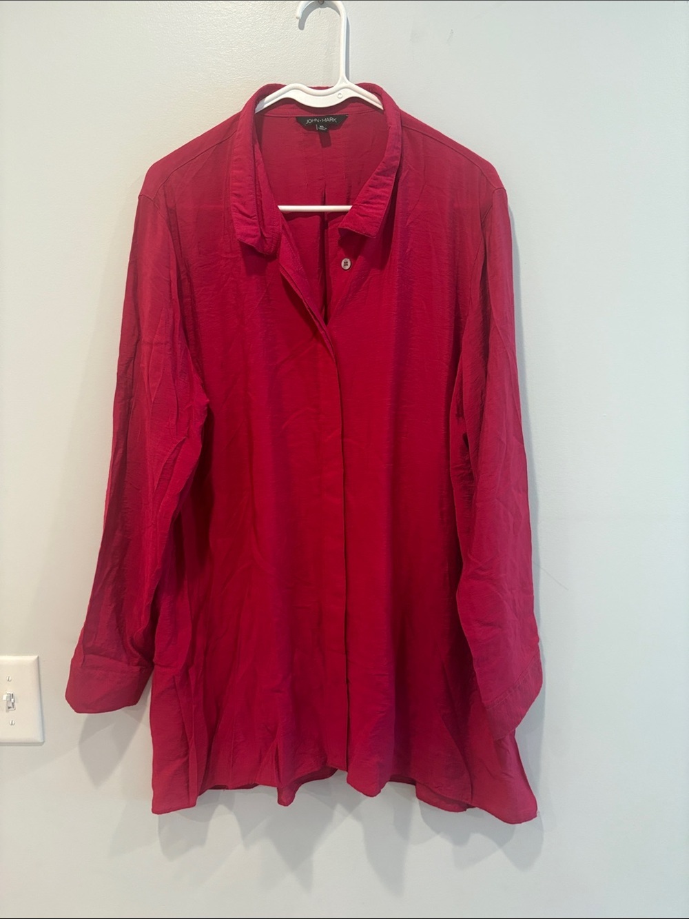 John Mark Button-Front Long Sleeve Blouse - dark fuschia ptp 25 length 32